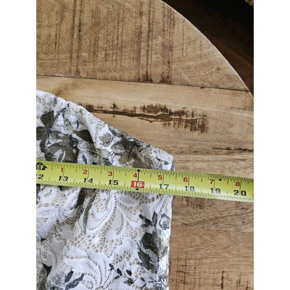 Maree Pour Toi All Over White Lace Bustier Top With Gold And Silver Floral 16 - Picture 3 of 11